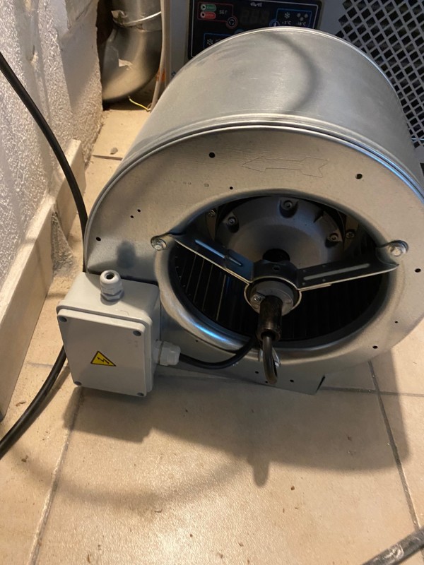 Installation Entretien Maintenance Hotte de cuisine Professionnelle