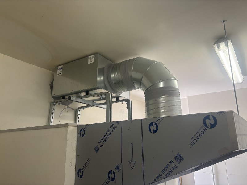 Dégraissage, Dépannage et installation hotte aspirante professionnelle à Frejus/ St Raphaël, Nice et Cannes 