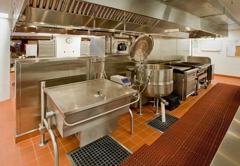 Normes de hotte de cuisine professionnelle établissement ERP-  France Ventil Air 83 Nettoyage hotte, moteur, et conduit hotte de cuisine professionnelle à Toulon dans le var 83 et en Région PACA