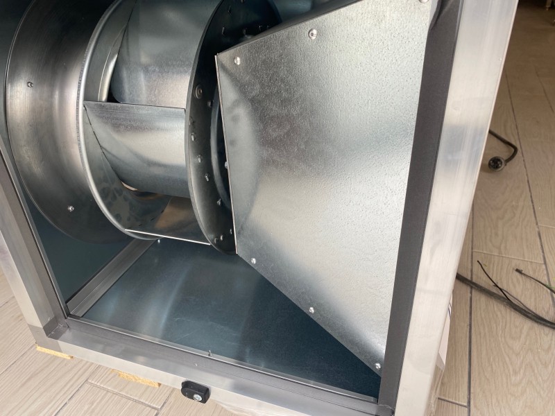 Installation et pose de hotte de cuisine professionnelle à Marseille et Bouches-du-Rhône 13