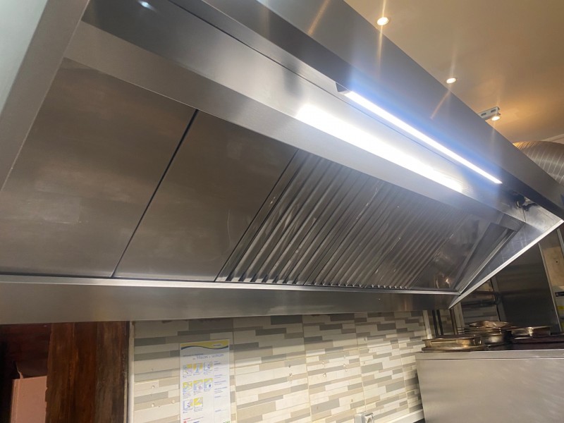 Dégraissage et nettoyage hotte de cuisine à Draguignan var 83