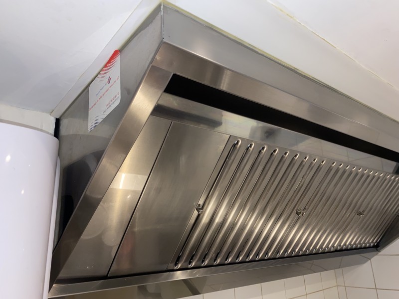 Installation, Dépannage et Entretien de Hottes Aspirantes Professionnelles à Toulon, La Seyne, Hyères et Alentours

