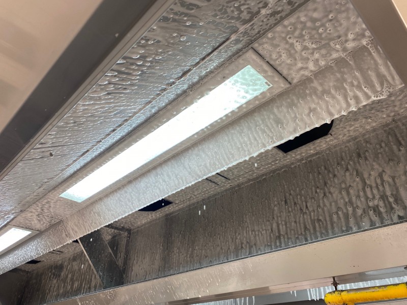 Entreprise spécialisée dans l’entretien et nettoyage de hotte de cuisine professionnelle à Toulon et dans le Var 83 