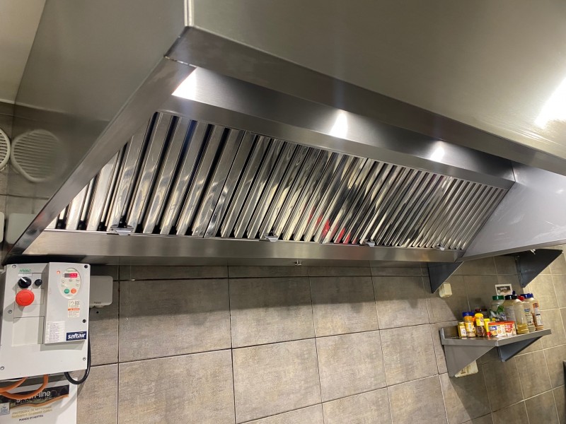 Dégraissage et nettoyage hotte de cuisine à Draguignan Var 83