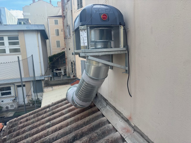 France Ventil Air – Installation et entretien de hottes aspirantes professionnelles à Toulon et dans le Var