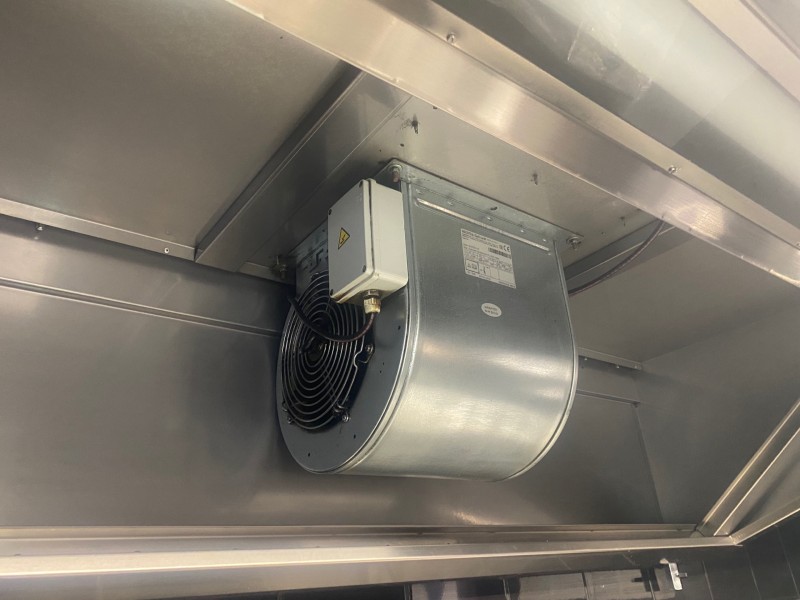 Votre moteur de hotte restaurant ne fonctionne plus ? Contactez FRANCE VENTIL AIR, a Toulon, Marseille et Frejus/ st Raphaël et en région Paca. FRANCE VENTIL AIR 