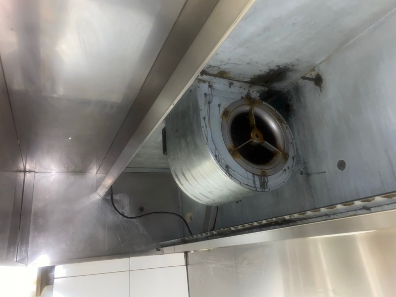 Dégraissage et nettoyage de hotte à Toulon Var 83