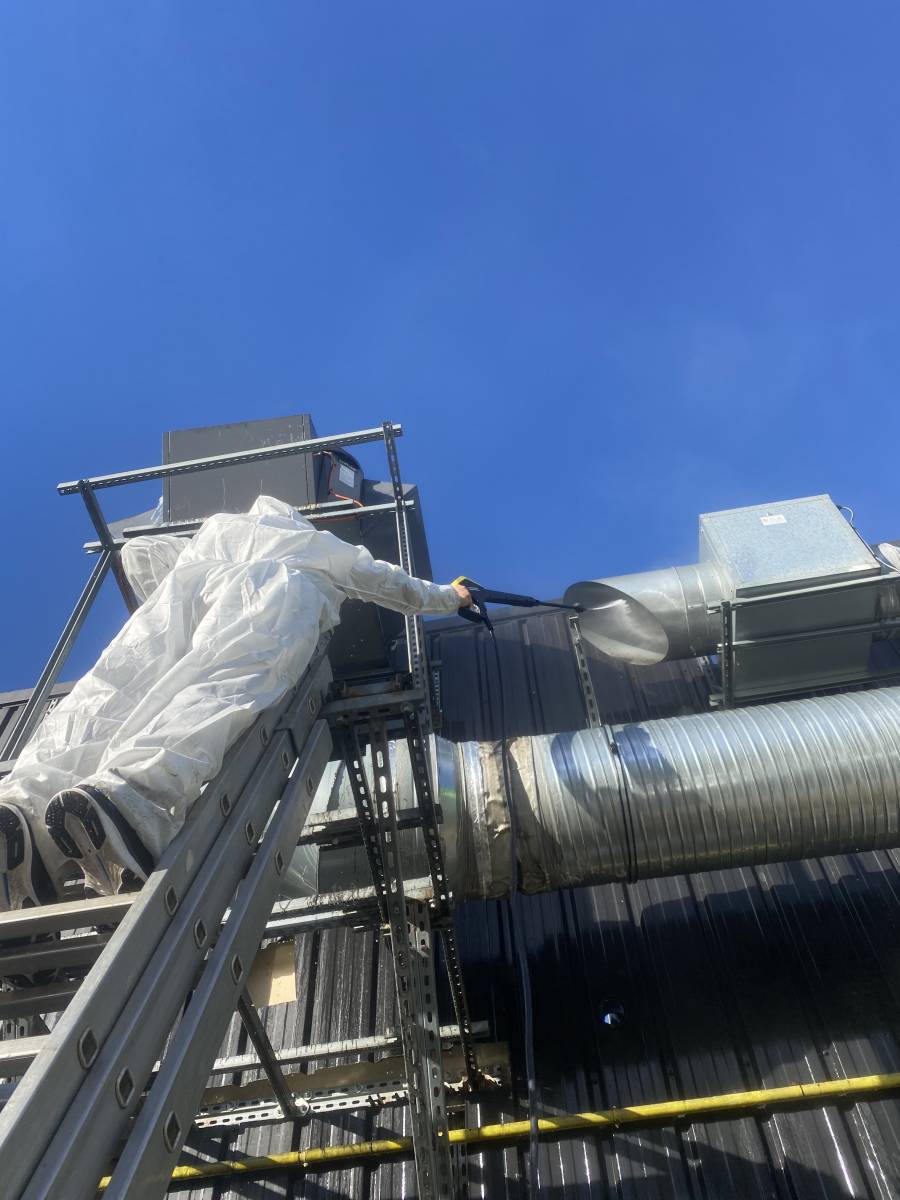 Prix dégraissage et nettoyage hotte cuisine pro à Marseille